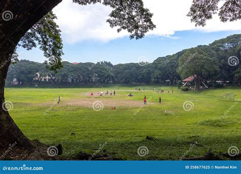 Oct 1, 2002 People Who Visit for Enjoy Weekend the University Philippines Diliman , Quezon City ...