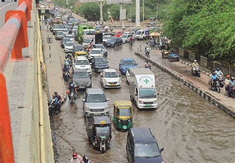 Traffic hit in Delhi due to rains, waterlogging reported in many parts