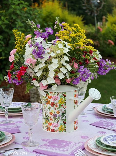 An English Garden Style Flower Arrangement