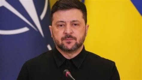 Former army chief seen as Zelenskyy's top rival reveals to AP rift ...