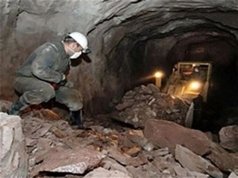 2005年孙家湾矿难始末：214名矿工遇难，副省长被记大过_腾讯新闻
