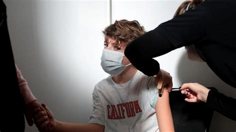 US FDA Authorizes Pfizer-BioNTech Boosters For Kids Aged 12-15