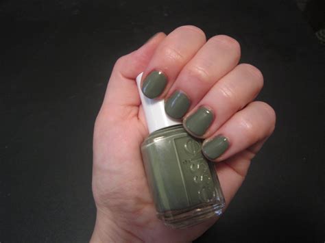 The Beauty of Life: Nail Polish Collection Review: Essie Fall 2010 ...