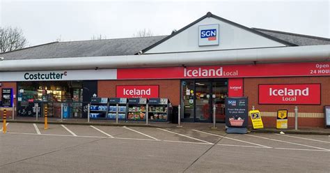 Cute Local Convenience Store 的图像结果