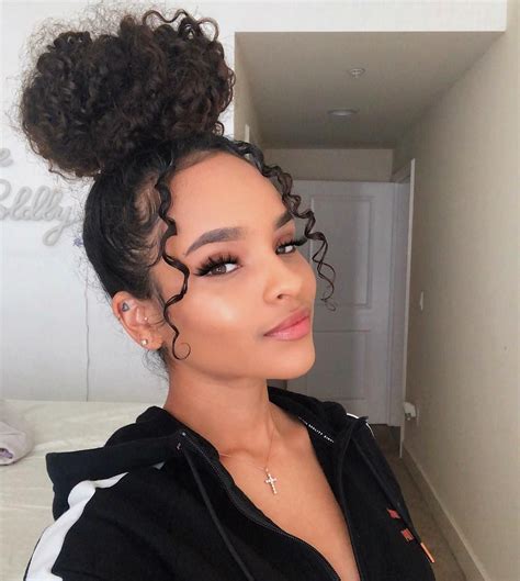 Don’t be afraid to catch feels. 💕 | Cute curly hairstyles, Curly hair ...