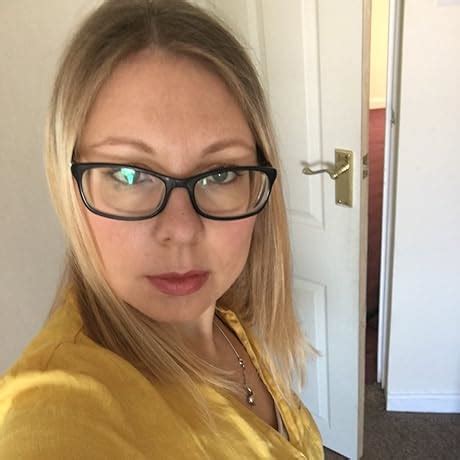 Buy The New Munsell Student Color Set Book Online at Low Prices in ...