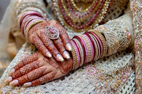 10 Gorgeous Ways to Add Rani Pink Colour in Your Wedding