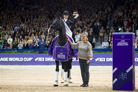 Charlotte Fry en Everdale onver­slaan­baar bij Jumping Amsterdam ...