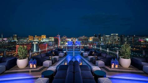 GHOST BAR ROOFTOP 55th floor (The Best Views in Las Vegas), Ghostbar ...