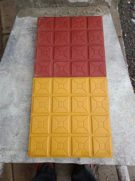 Cement Tiles - Chequered Cement Tiles Manufacturer from New Delhi