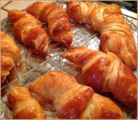 croissant avec pâte feuilletée toute prête