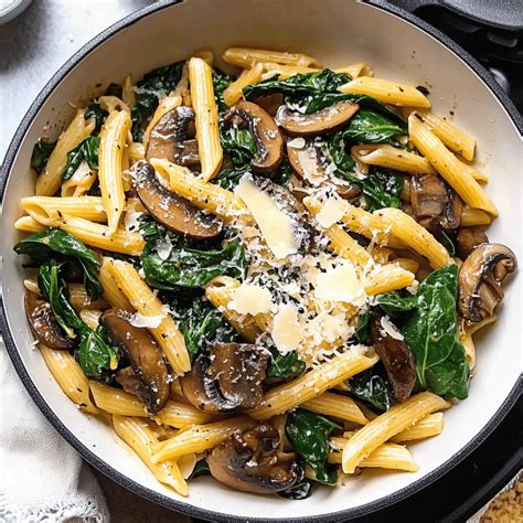 Ultimate Mushroom Spinach Pasta: A Delicious 30-Minute Meal