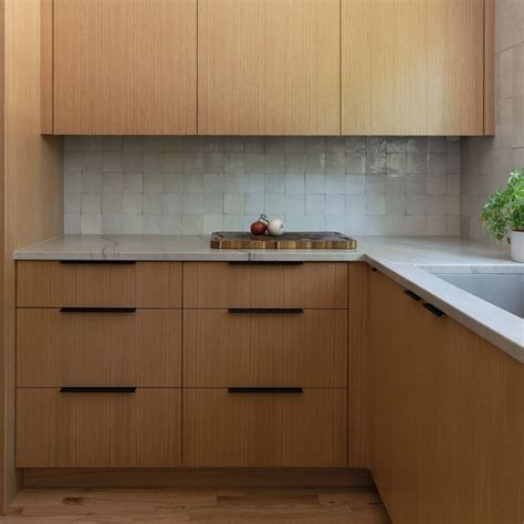 Quarter Sawn White Oak Cabinets