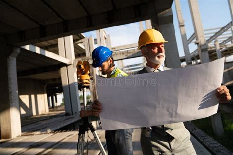 Building Engineer 的图像结果