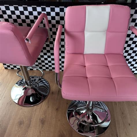 Diner Table 的图像结果