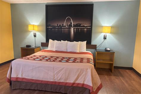 Super 8 by Wyndham O'Fallon | OFallon, IL Hotels