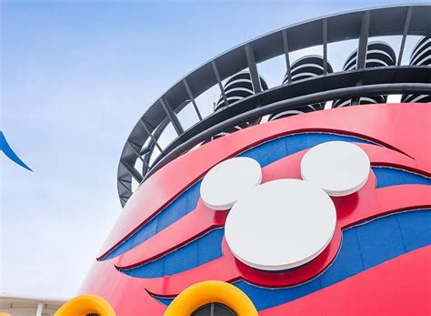 Search our Job Opportunities at DISNEY - Disney Careers Background