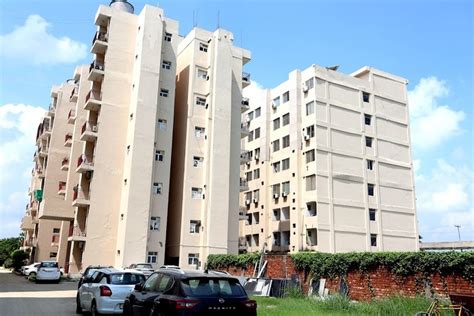 GS University Hapur Campus: Photos, Virtual Tour