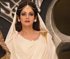 Puli Movie Cast, Review, Wallpapers & Trailer