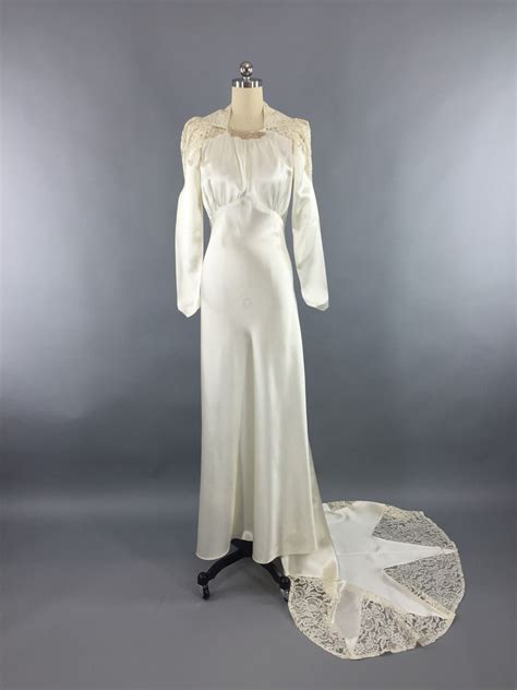 1940 Wedding Dress