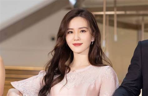 Image result for Alien Chooses Female Body