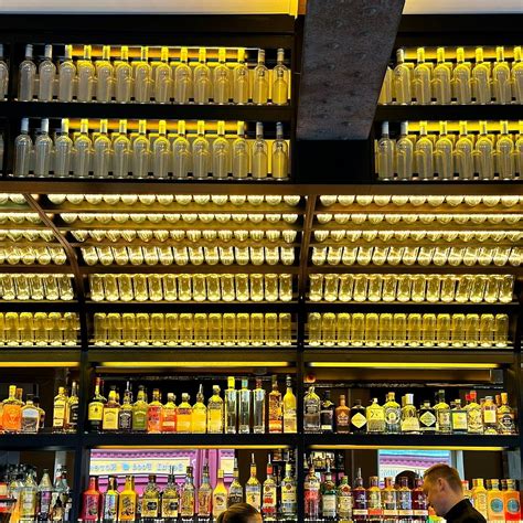 THE HOURGLASS BAR, Halifax - Restaurant Reviews, Phone Number & Photos ...