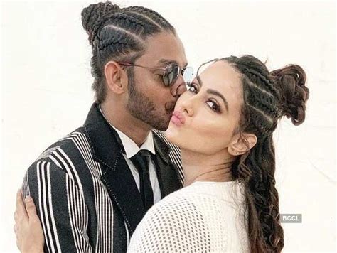 Former Bigg Boss participant Sana Khan and Melvin Louis openly admit ...