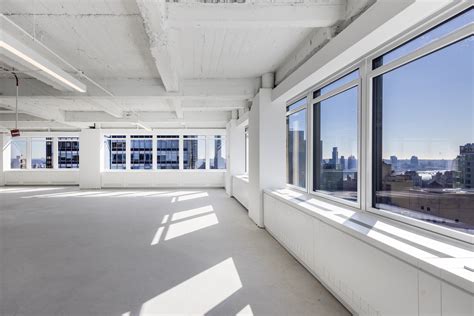 Case Study - 750 Third Avenue — Skyline Windows