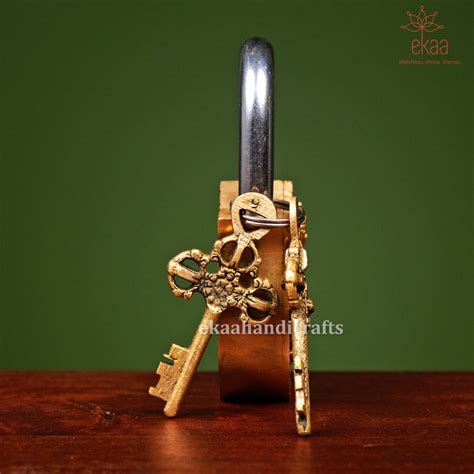 Brass Lakshmi Lock with keys – Ekaa Handicrafts