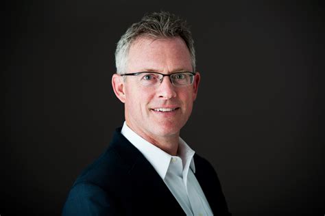 Dr David Martin - sportsoracle