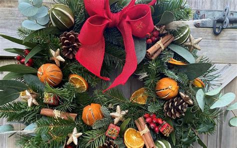 Christmas Wreath Making Workshop – Torbay Coast & Countryside Trust ...