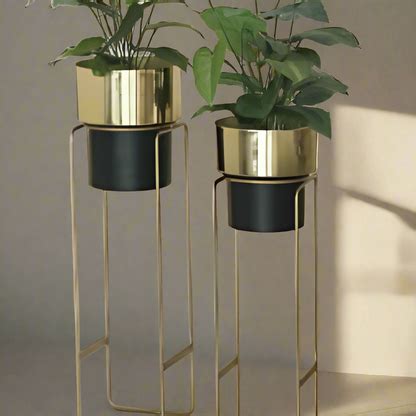 Gold Metal Planter- Set of 2 – Vibrance