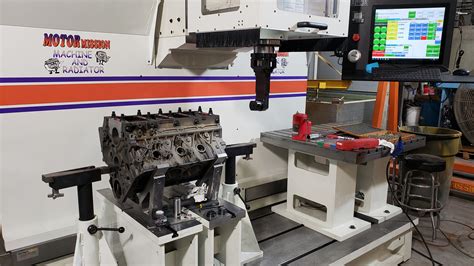 Line Bore Engine Block 的图像结果