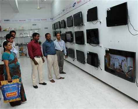 Shopping in Tiruppur, Big Bazaar in Tiruppur, Garment Shops Tiruppur