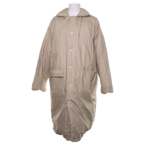 jackpot by carli gry,This game combines elements of strategy