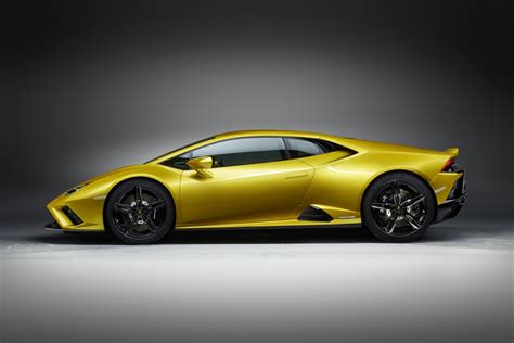 2019 Lamborghini Huracan EVO RWD Specs, Performance & Photos - autoevolution