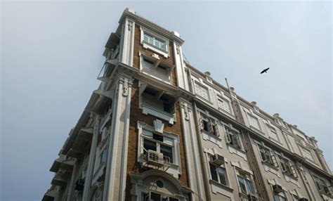 15 Heritage Structures in Mumbai: From CSMT Railway Station to Kala ...