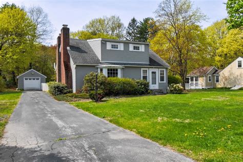 2 Park Ave, Red Hook, NY 12571 | Homes.com