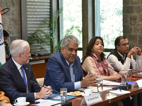 Bhupender Yadav holds special meeting with UN Country Team on COP27
