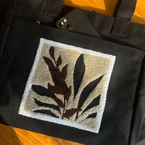 Leafy Tufted Tote Bag 🌿 – TSANTA