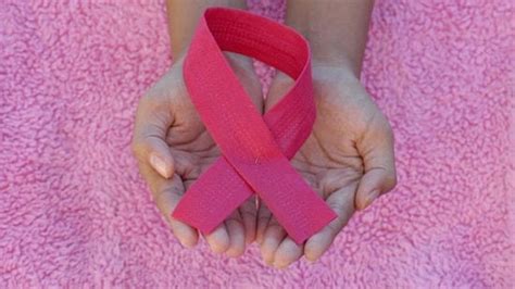 Googling symptoms and panicking about cancer? Oncologist debunks 4 ...