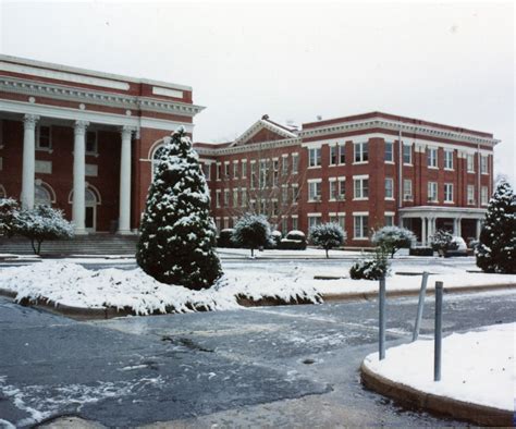 Georgia College: Admissions, Ranking, Acceptance Rate, Courses & Fees