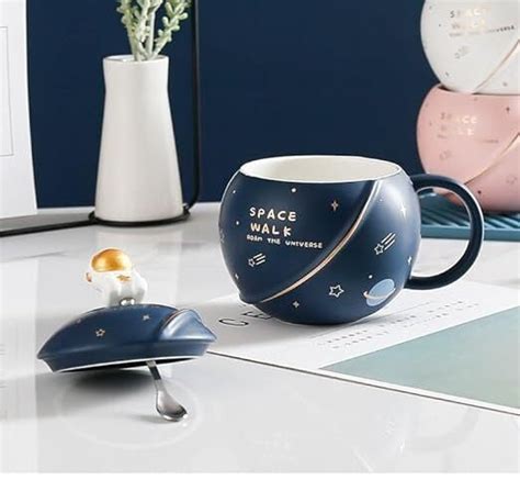 Astronaut Coffee Mug with Lid & Spoon
