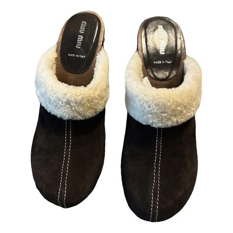 Mules & clogs Miu Miu Brown size 40 EU in Suede - 59967560