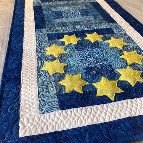 Image result for Holiday Table Runner Patterns