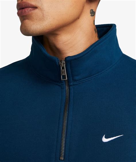 Nike Solo Swoosh 1/4-Zip Sweatshirt en color Azul | SVD