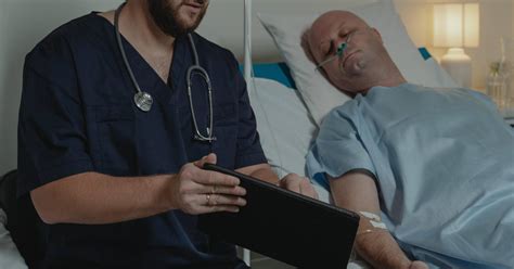 Oncologist Job Description