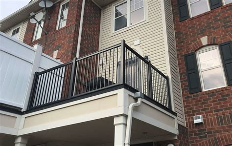 Normal Height Of Balcony Railing at Kaitlyn Maund blog
