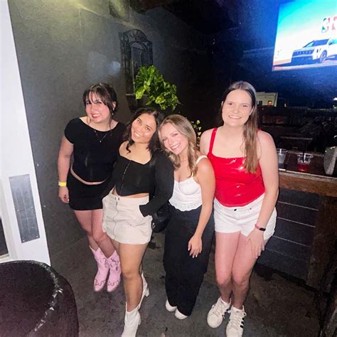 Rachel Weaver | and by the way… i’m going out tonight! 💗🎀🛍️ | Instagram