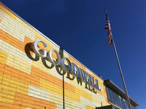 Goodwill là gì? Ý nghĩa, ví dụ và cách sử dụng từ "Goodwill" trong ...